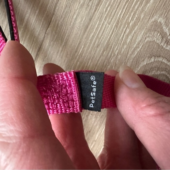 PetSafe Gentle Leader Padded No Pull Dog Headcollar size medium pink - Picture 6 of 7